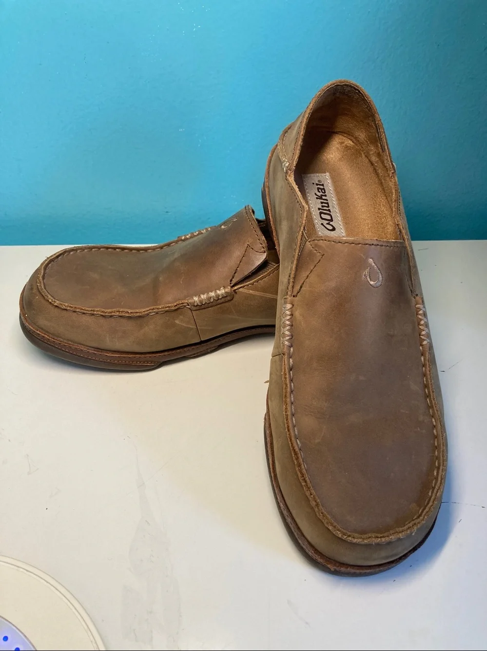 OluKai mens leather